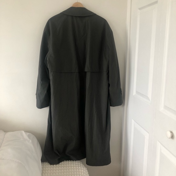 London Fog trench coat - Picture 3 of 6